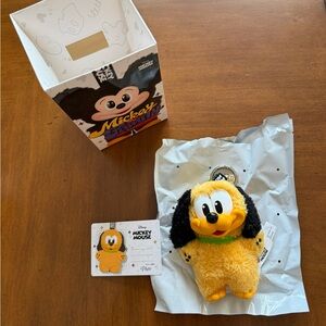 Pop Mart Disney Mickey and Family - Pluto